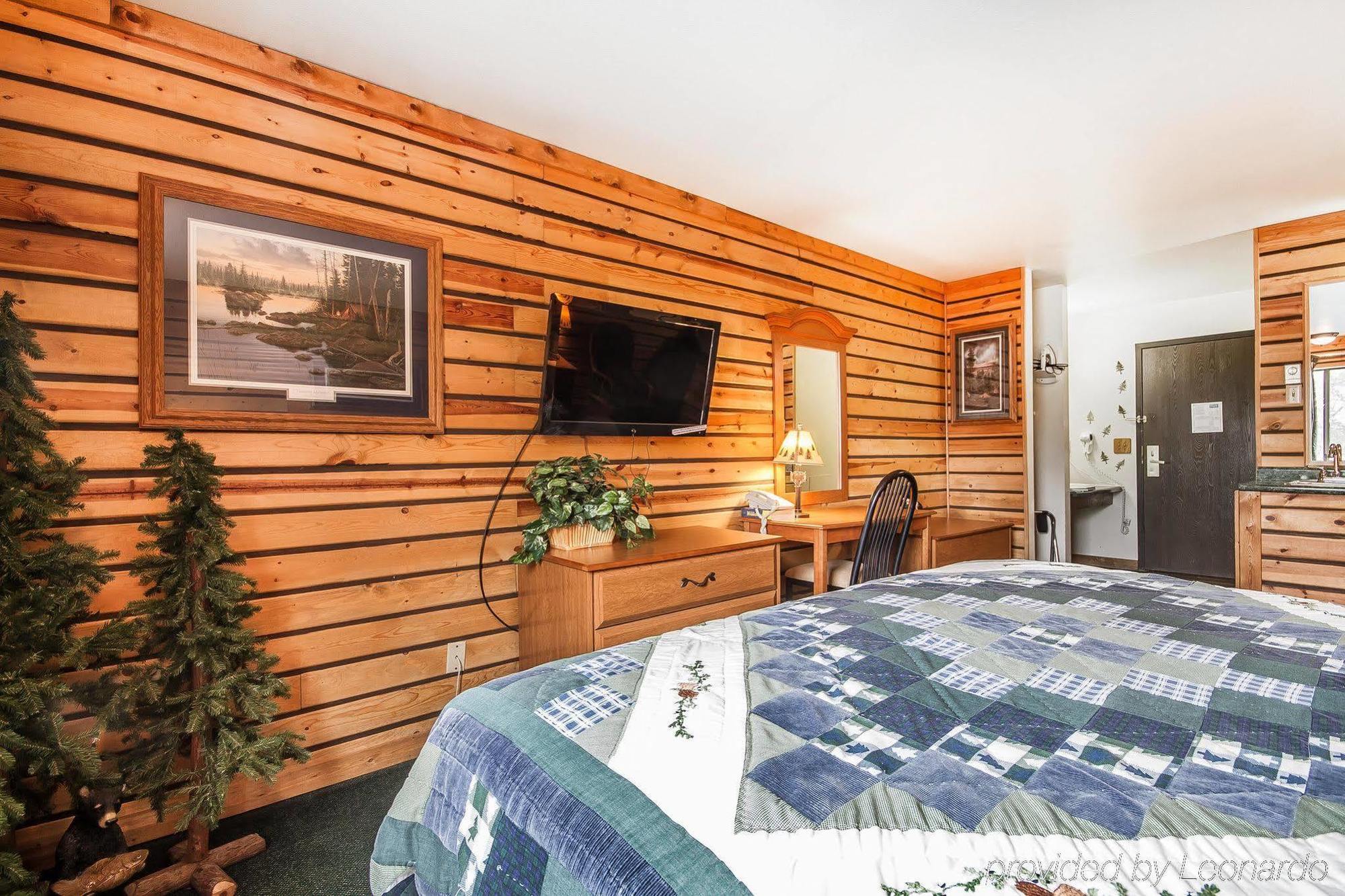Rodeway Inn & Suites Madison East Exteriér fotografie